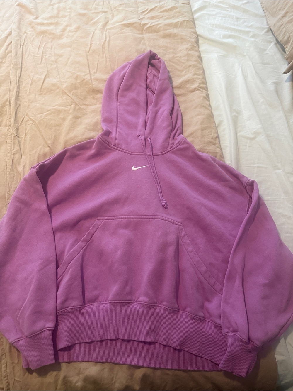 Woman’s Nike hoodie size Medium